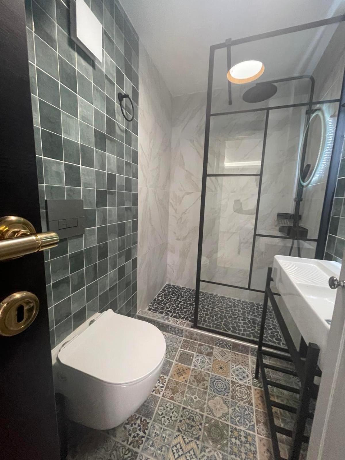 Skg Retreat Emerald - 5Min Walk From Seafront Thessaloníki Luaran gambar