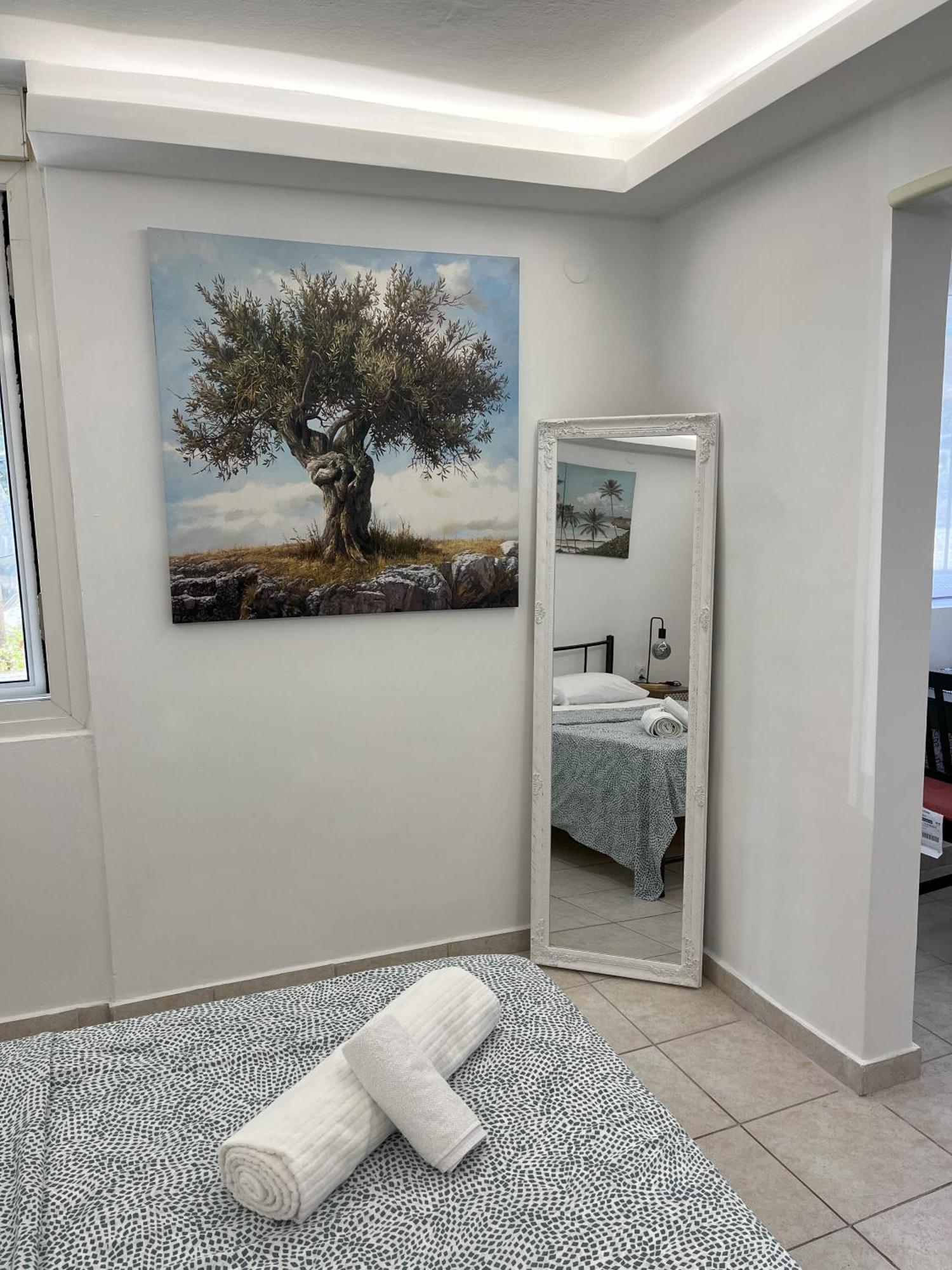Skg Retreat Emerald - 5Min Walk From Seafront Thessaloníki Luaran gambar