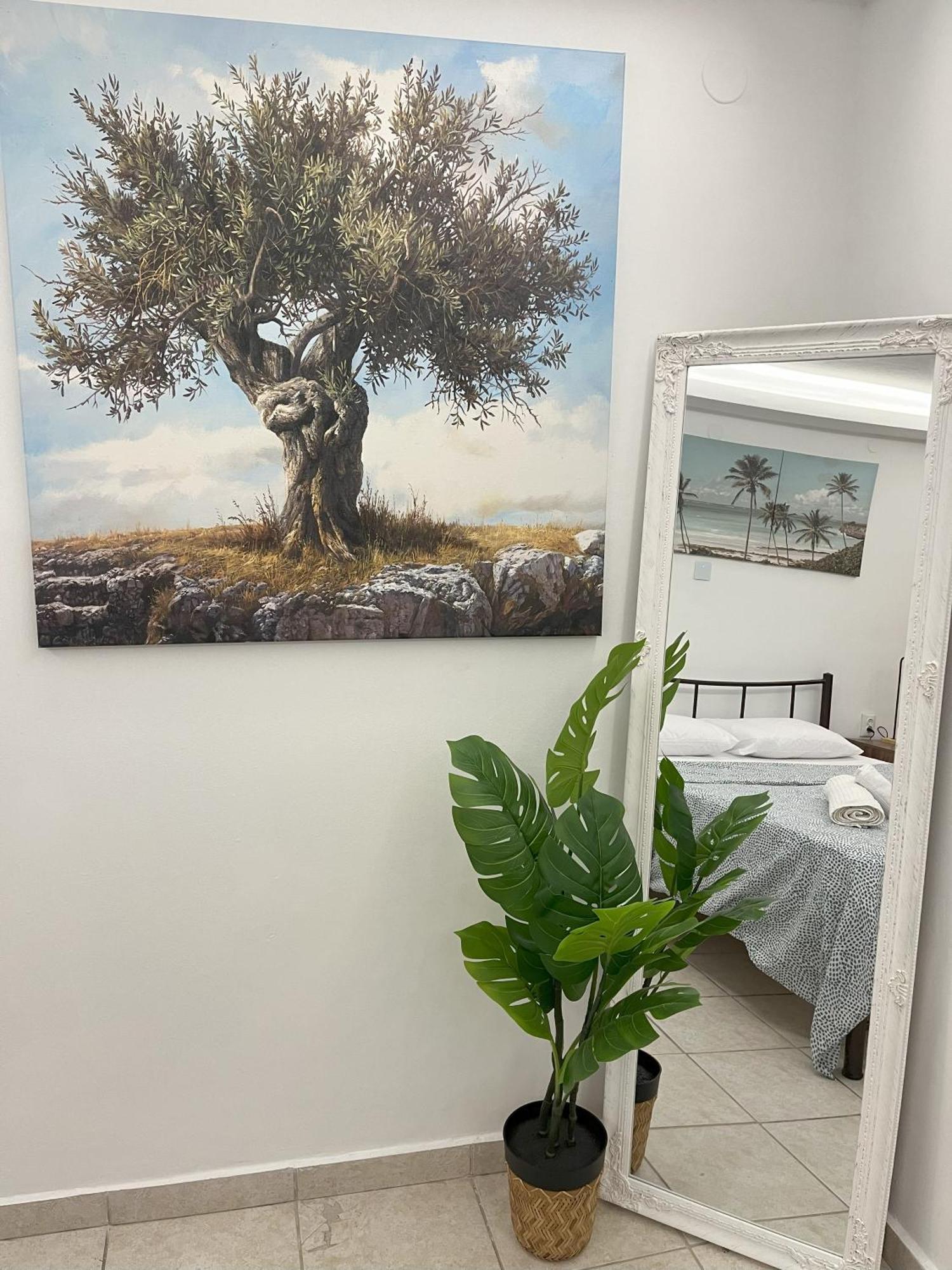 Skg Retreat Emerald - 5Min Walk From Seafront Thessaloníki Luaran gambar